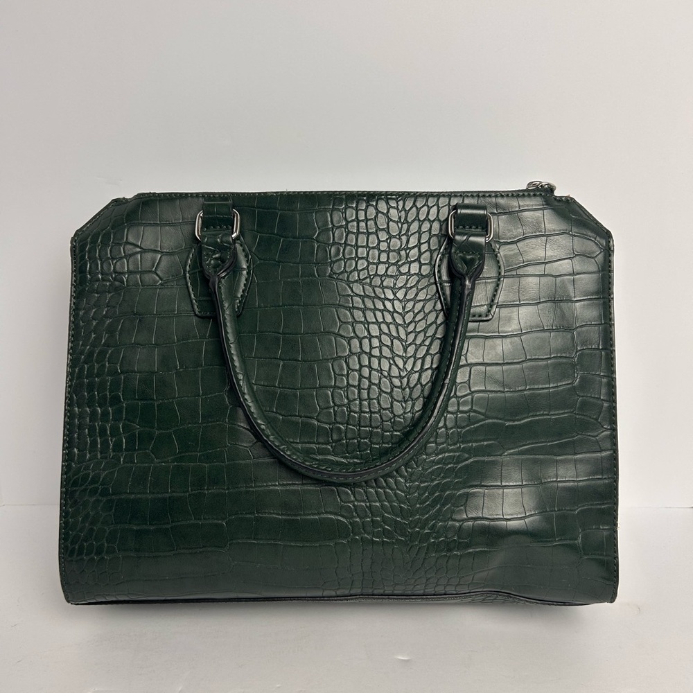 GUESS Green Crocodile-Embossed Purse/Bag Adjustable Crossbody & Shoulder strap - Picture 4 of 7
